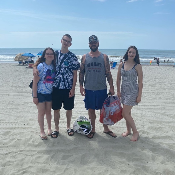 Our meet the Posher story ❤️ - Picture 8 of 16